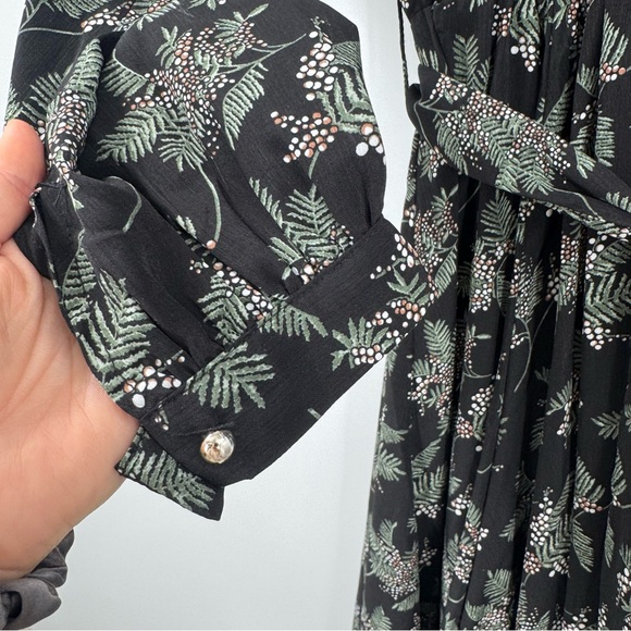 Ivy City Co Black Floral Women's Maxi Dress Size XS - Picture 7 of 10